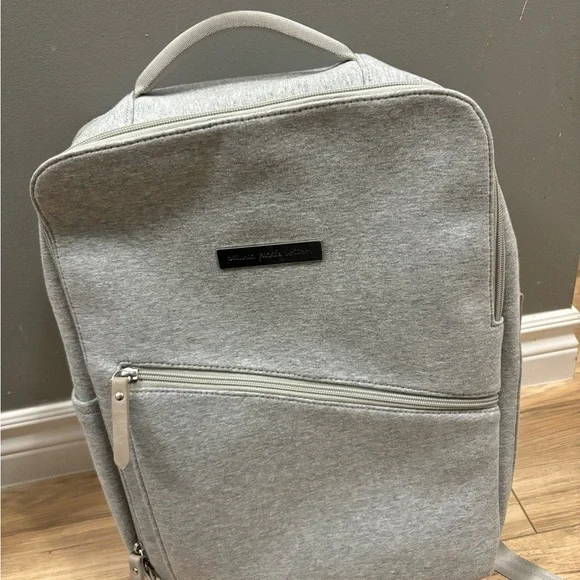 Diaper bag - Picture 1 of 3